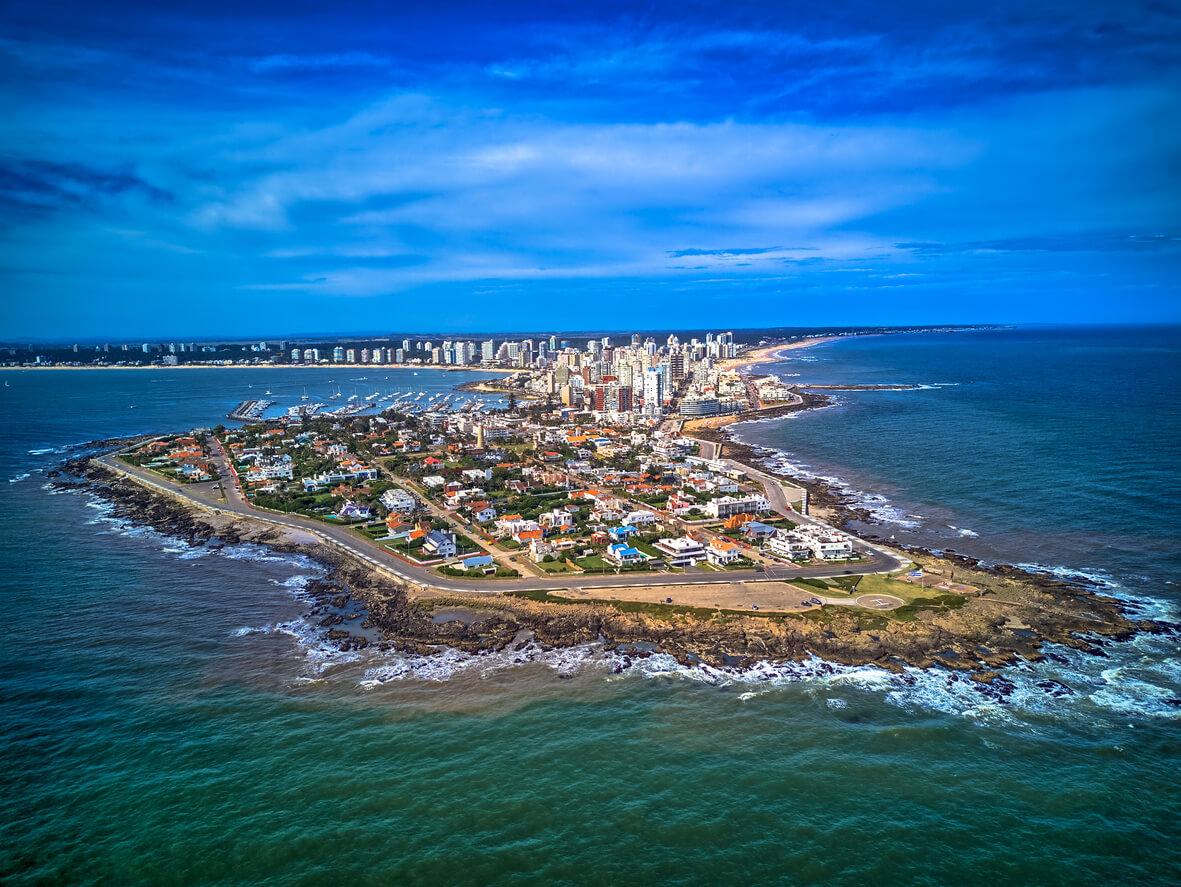 Paisajes Pintorescos: Postales Inolvidables de Uruguay