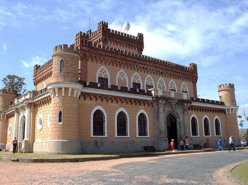 El Castillo de Piria: Un Símbolo de Historia