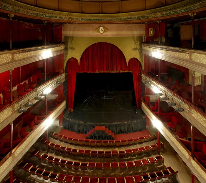 Teatro Stella D’Italia: Un Tesoro Cultural en el Corazón de Montevideo